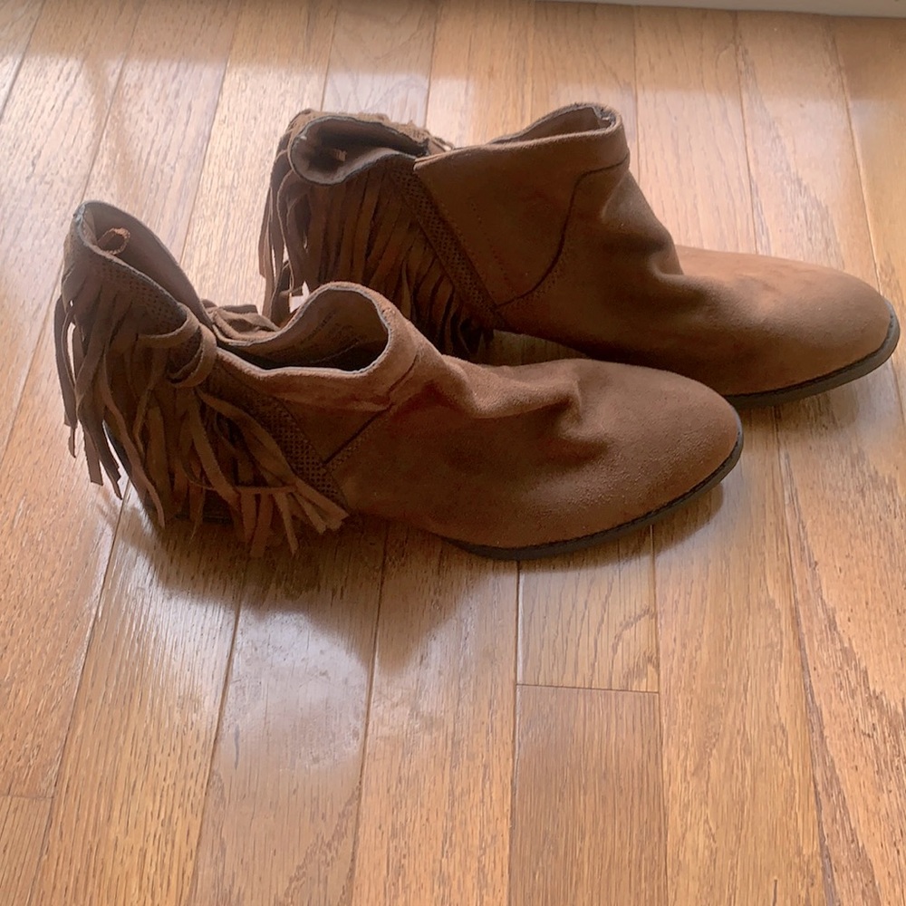 Tasseled Booties!